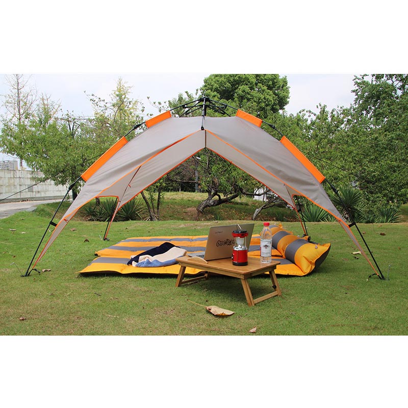 รายการตรวจสอบ Camping Essentials
